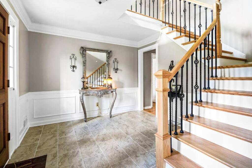 Lovely 5Bed, 3-Fullbath ! 5Min To Free Way I-85 Lawrenceville Exterior foto